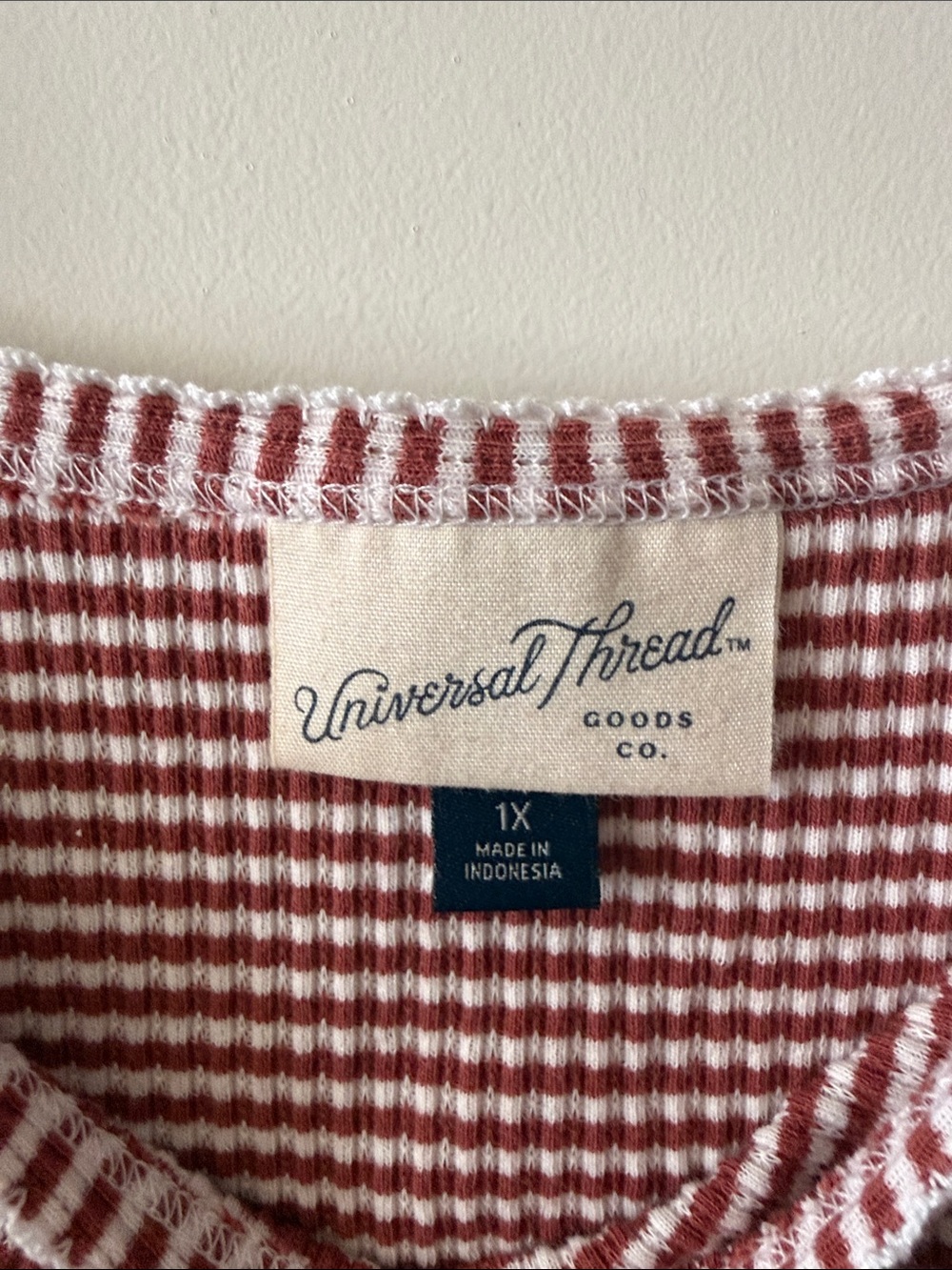 Like New Universal Thread Textured Ribbed Tank Top - Picture 6 of 9